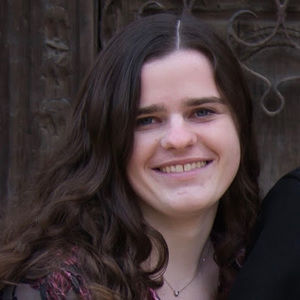 Meet your Posher, Laurel